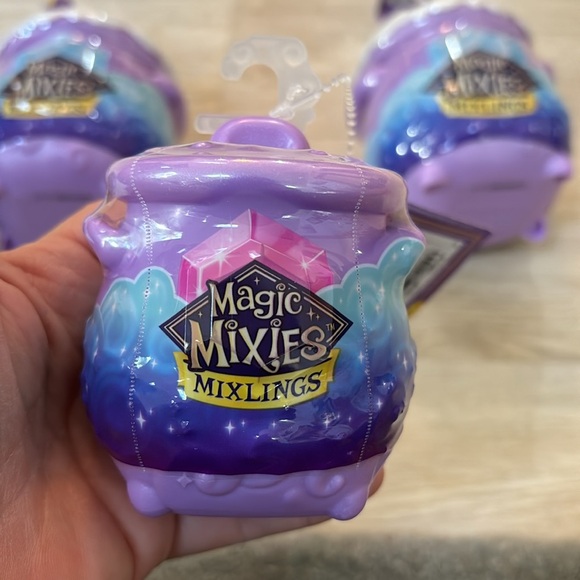 Magic mixies unopened 4 in the set nwt and perfect for Christmas gift giving - Picture 5 of 8